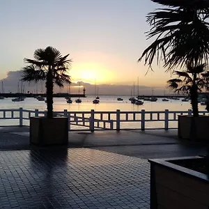 Appartement Au Pied Du Port De St Quay Portrieux, Saint-Quay-Portrieux